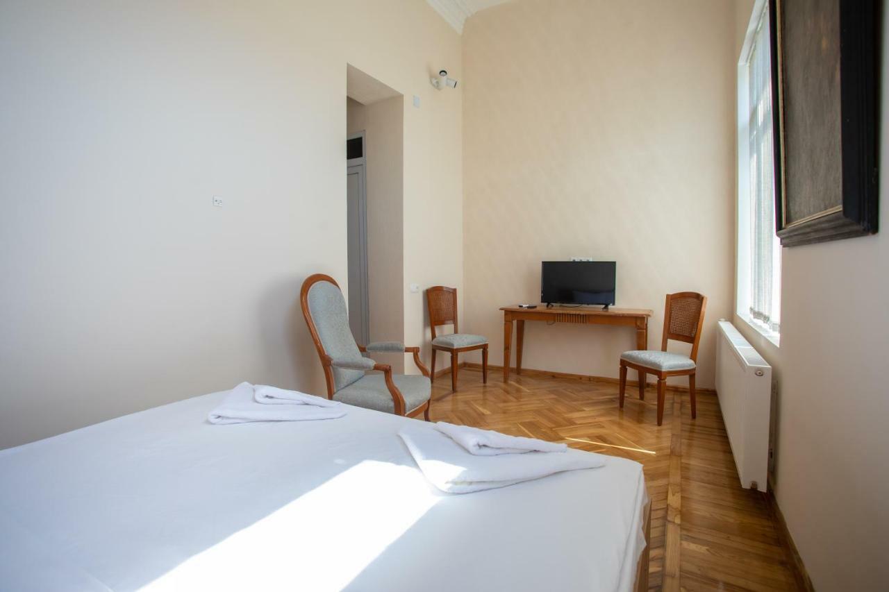 Hotel Veneto 쿠타이시 외부 사진